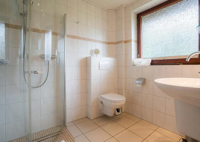 1 Lotsenkajuete Id 477 *